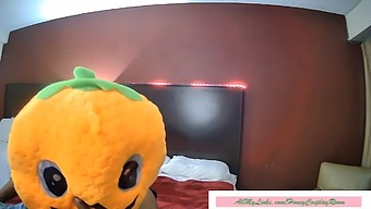 Honey Cosplay Room -- Mr.Pumpkin And The Princess In Part One